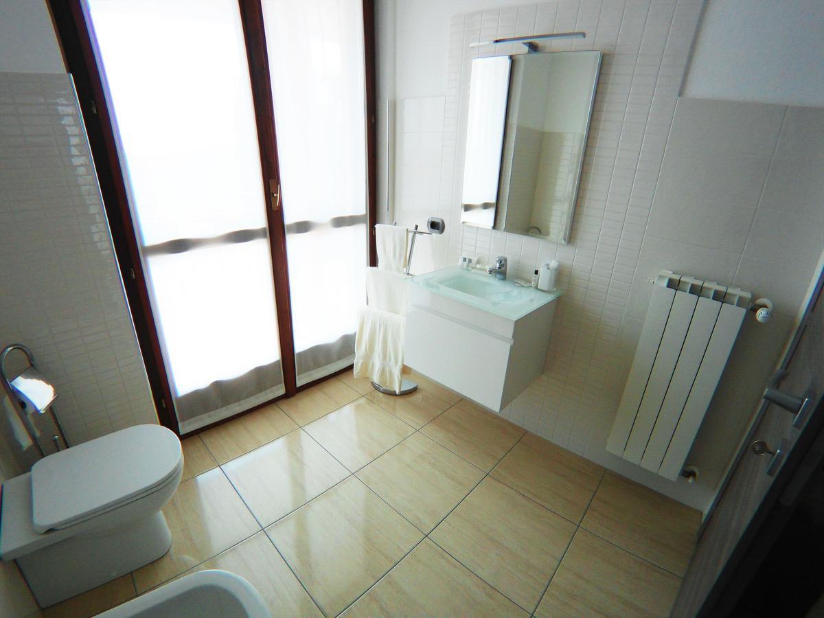 La Tarantola Bed & Breakfast Vermezzo Dış mekan fotoğraf